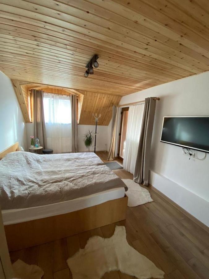 Отель Casa Felice Брашов Экстерьер фото